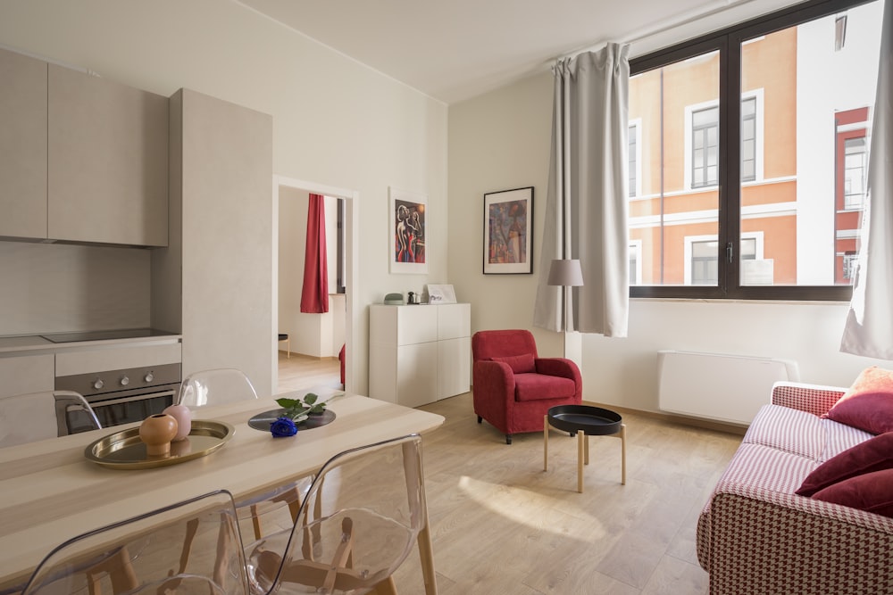 Living room with dining table